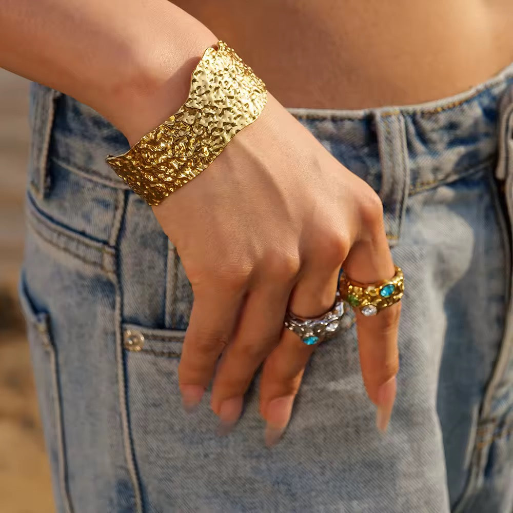 Charm bangle