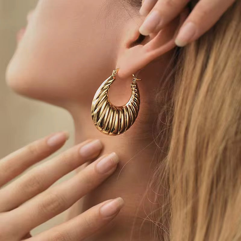 Croissant earrings