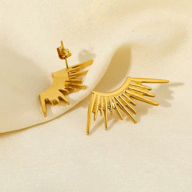 Half sun earrings