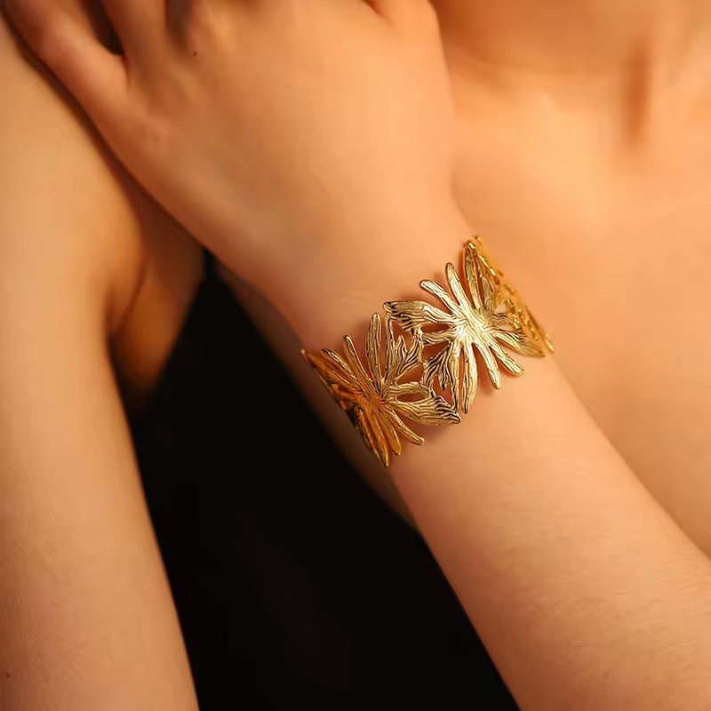 Tropical bangle