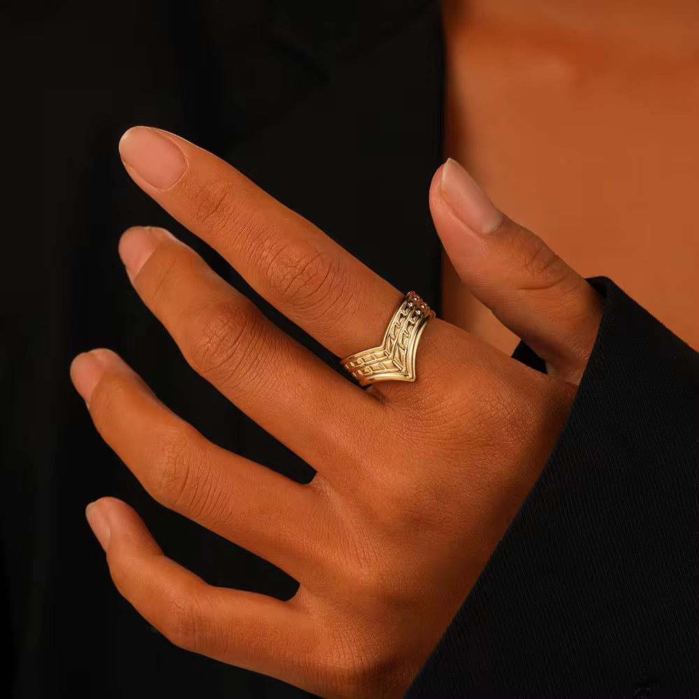 Crown ring