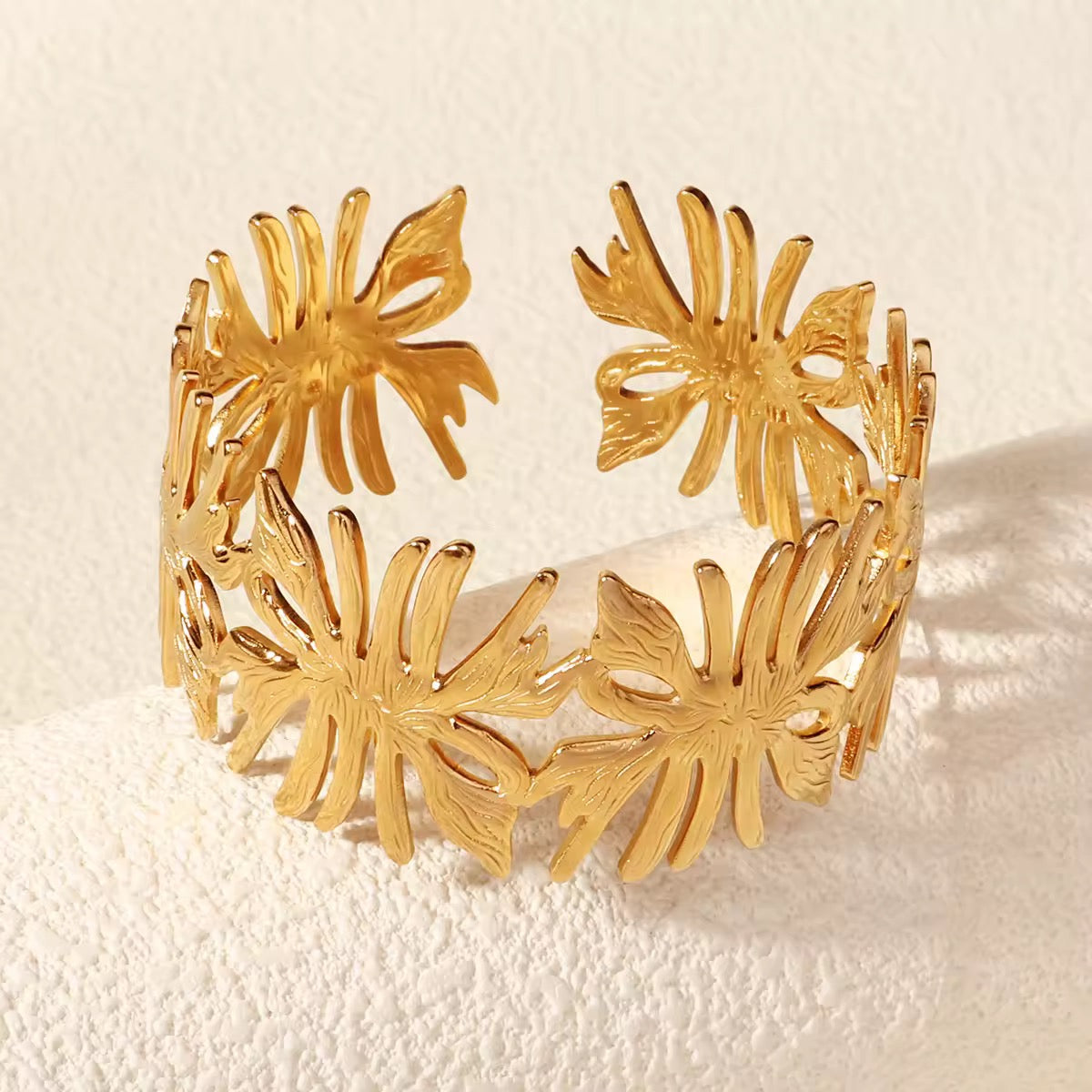 Tropical bangle