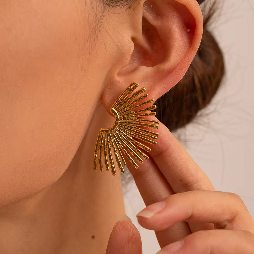 Golden rays earrings