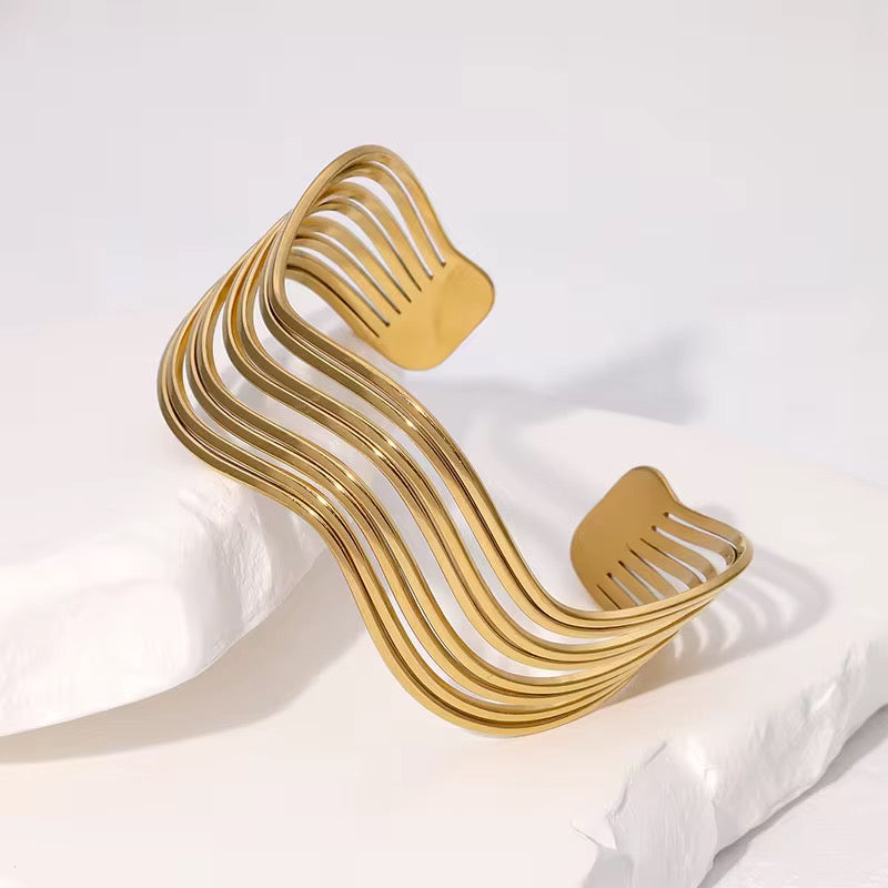 Multilayers bangle