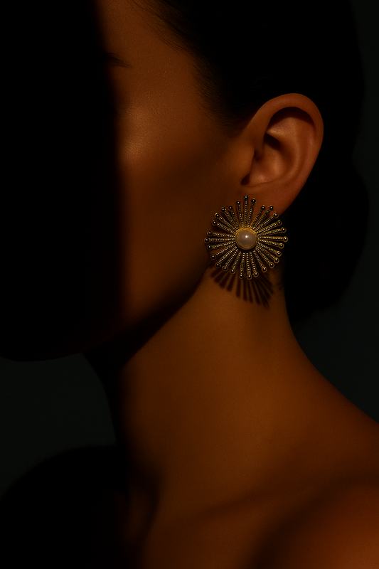Pearl starburst earring